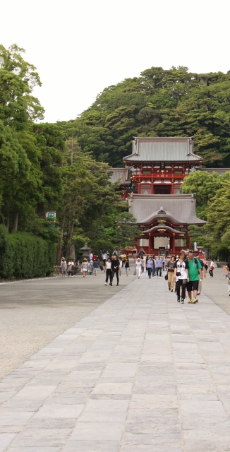 八幡さま (326x640).jpg