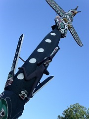Chicago_AddisonTotemPole.jpg
