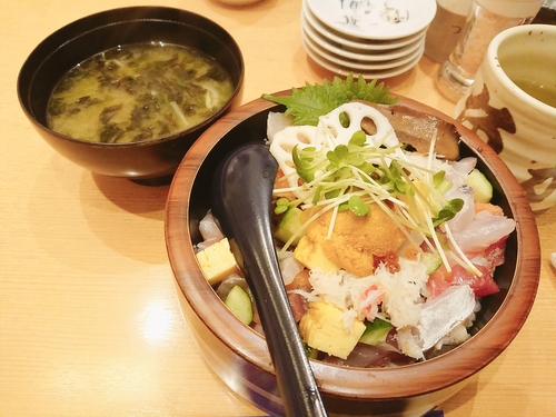 海鮮丼.jpg